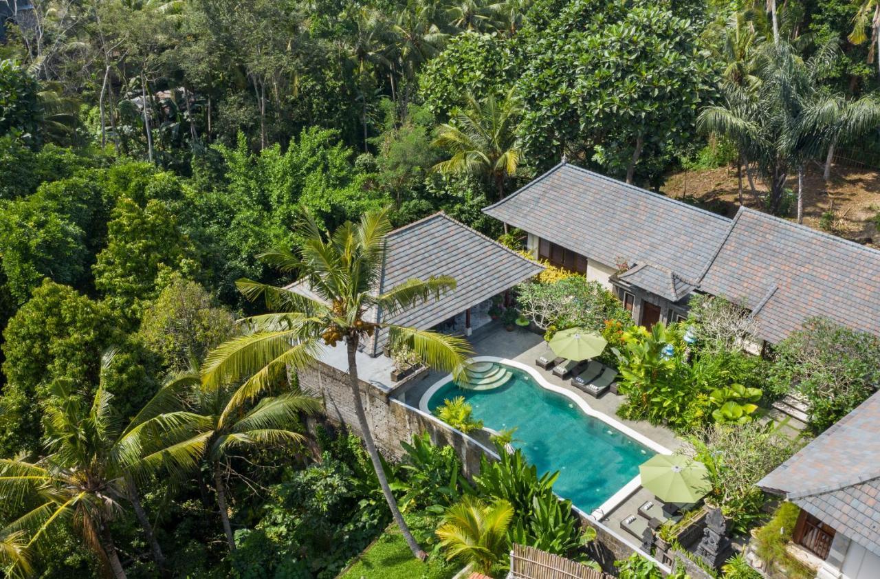 Hotel Kano Sari Villas