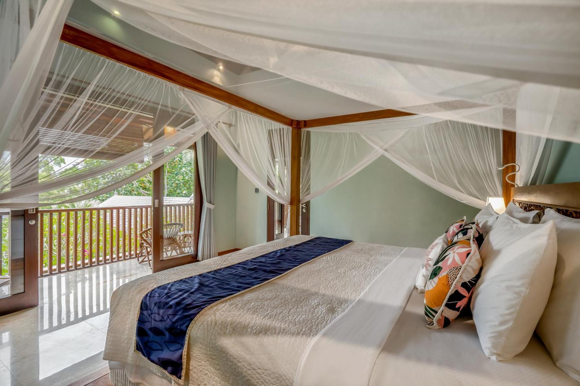 Hotel Kano Sari Villas 4*